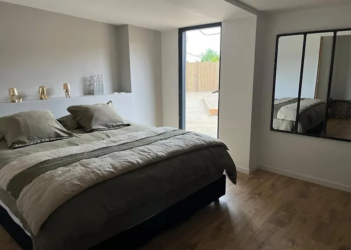 Cypres De L'ocean Angles