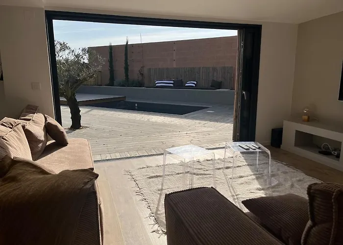 Cypres De L'ocean Angles