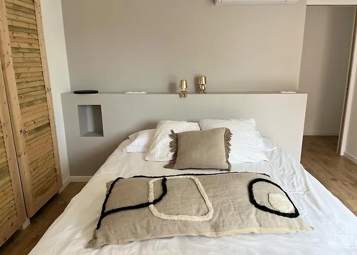 Cypres De L'ocean Nyaraló *